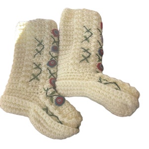 Hand made off white thick knit socks embellishment with flowers cottage core