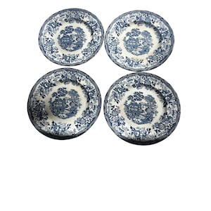 Royal Staffordshire Tonquin pattern Dessert Plates Designed by Clarice Cliff