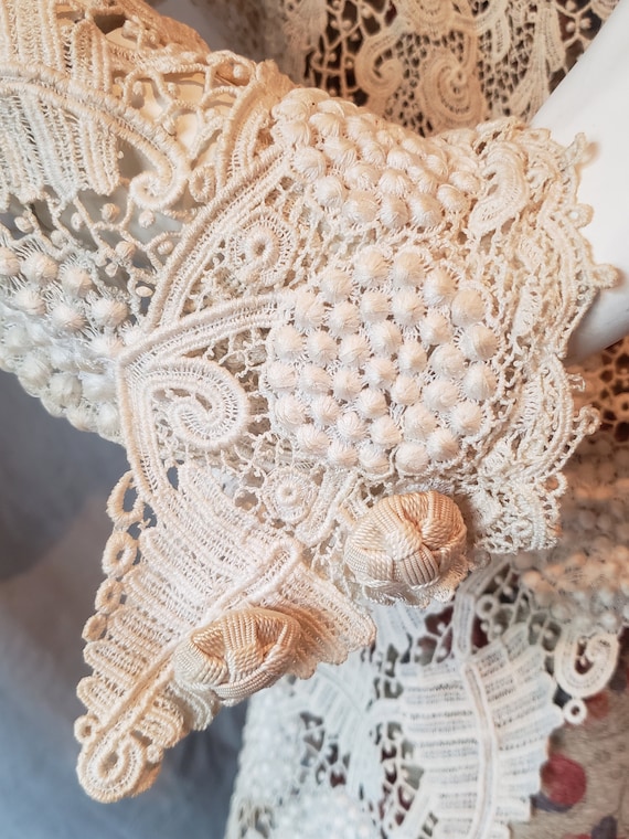 Victorian Irish Crochet 3D Antique Lace Edwardian Equestrian Ascot