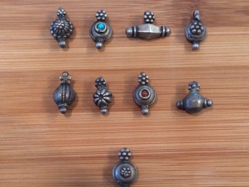 Old India Silver Pendants Vintage Indian Jewelry Tribal Seventies Free - Old Indian Silver Pendants Old India Silver Pendants Vintage Indian Jewelry Tribal Seventies Free - Old Indian Silver Pendants