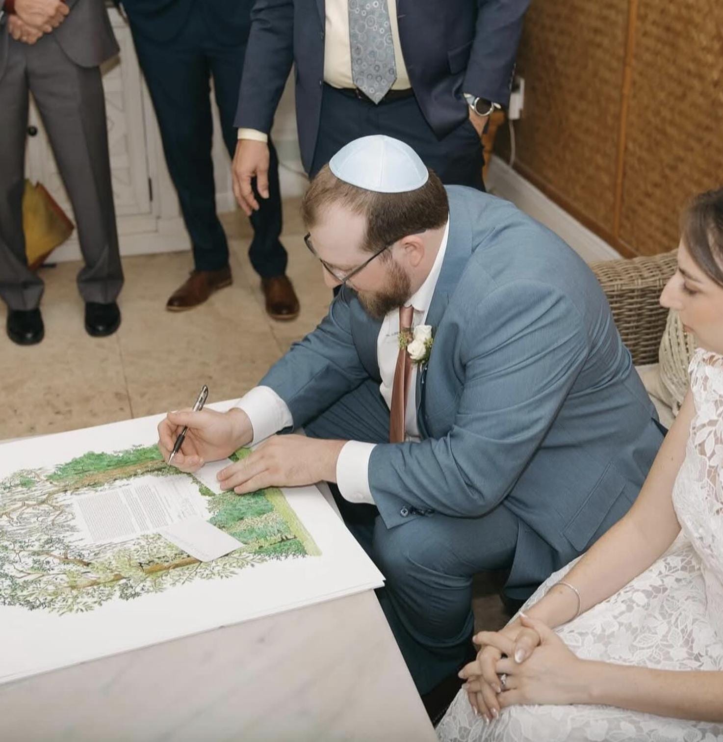 I'm aware this has been asked many times but I need some guidance on where  to find a black wedding dress. Even though I know I'm incredibly fussy I  didn't think I'd, image size:1474x1512