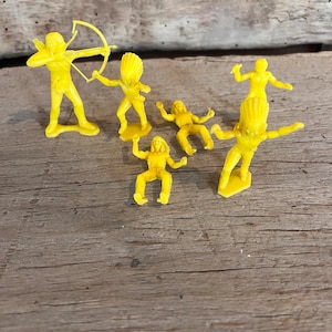 Vintage Cowboys and Indians Lot of 6