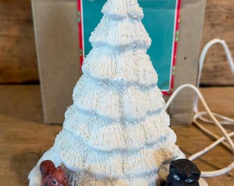 Christmas Around The World "Lited Forest Friends" House Lloyd Light-Up Tree- Works