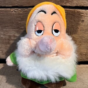 Vintage 1980’s Disneyland-Walt Disney World Exclusive Snow White & The Seven Dwarfs “Sleepy” Dwarf Soft Plush