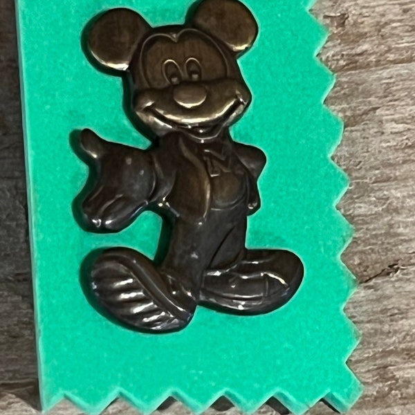 Pin Brooch Mickey Mouse Disney Fmg By Monogram Products Inc.