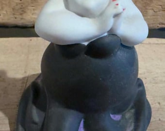 Vintage Disney Villains Little Mermaid Ursula 5" Ceramic Figurine