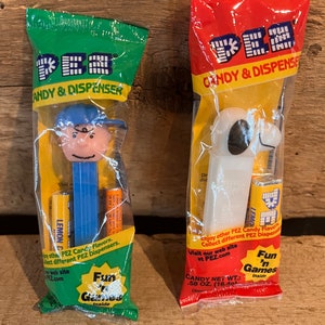 Vintage Pez dispenser “choice” Snoopy or   Charlie Brown - Sealed
