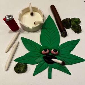 Marijuana themed cake topper set
