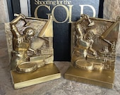 Vintage 7 quot Tall Brass PM Craftsman Blacksmith Bookends, Set of 2, Image of Blacksmith Hammering Horseshoe on Anvil Near Forging Fire, 426B