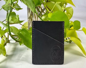 Minimalist leather wallet