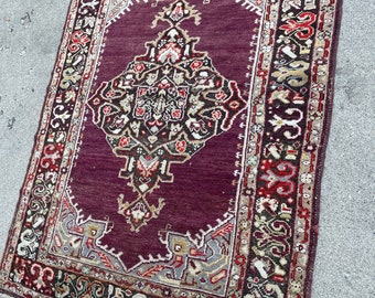 Turkish Vintage Rug - 3'8 x 5'4 - 115 x 165 cm - Anatolian Antique carpet - circa 1900 - FREE DOMESTIC SHIPPING