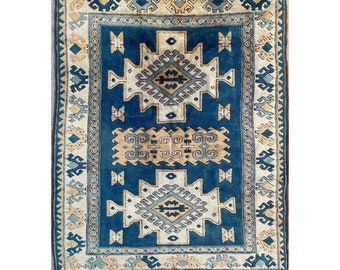 Turkish Vintage Rug - 4'7 x 5'9 ft - 140 x 180 cm - Caucasian rug design - Geometric motifs - FREE DOMESTIC SHIPPING