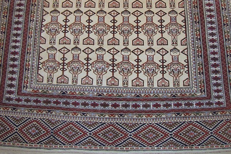 Vintage Rug 6'10 x 7'10 Tribal Village rug 7' x 8' ft FREE DOMESTIC SHIPPING image 5