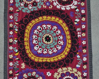 Vintage Oezbeekse Suzani - 73" x 48" - 185 x 122 cm - geborduurde hoes - wanddecoratie