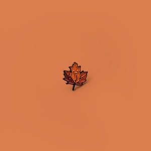 Small autumn leaf pin - Tiny 4 season enamel pins - sun, leaf, flower and snowflake mini pin set