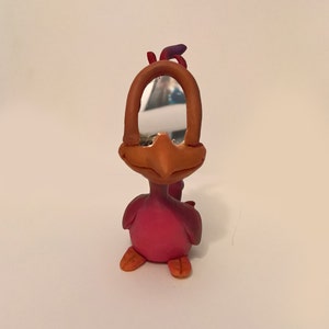 Alicia en el país de las maravillas (pájaro)