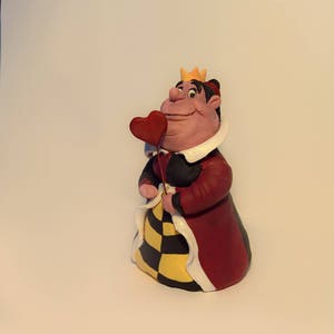 Alice in wonderland (Queen of Hearts)