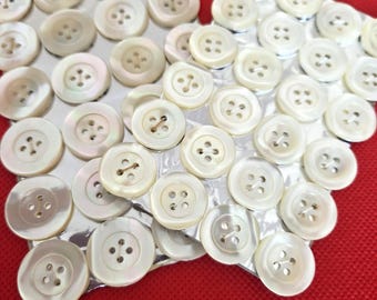Botones de nácar blanco natural en tarjeta, 20 mm x 18 mm, juego de 24