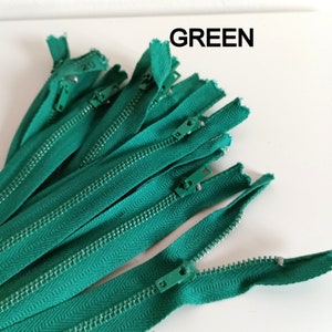 Anni '60 e '70 Dieci cerniere in metallo 7 colori, abito gonna pantaloni zip 20 cm Made in Italy Green 10 zip