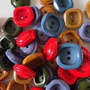 Vintage Glossy Casein Cup Buttons: Six Colors, Three Sizes (Sets of 10)