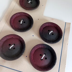 Carte 5 boutons bordeaux, manteau, veste, robe, boutons 40 mm, énormes boutons fabriqués en Italie