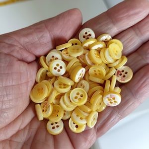100 Yellow Mother Of Pearl Buttons: 10mm Italian Fashion