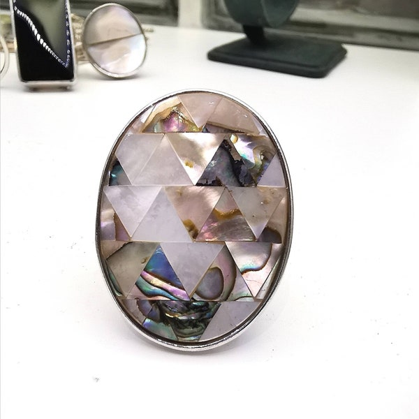 Sterling Silver Vintage Mother Of Pearl Triangle Slices Oval Statement Ring
