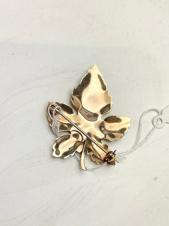 Solid Gold Vintage Maple Leaf Textured & Polished… - image 5