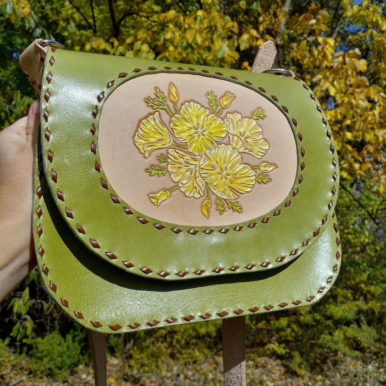 YELLOW POPPIES BUCKSTITCH Purse w/crossbody strap image 3