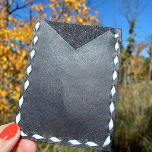 Cartera con tarjetero HALLOWEEN SPARKLE CAT // Negro antiguo imagen 2
