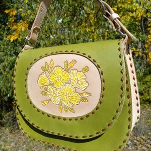 YELLOW POPPIES BUCKSTITCH Purse w/crossbody strap image 2