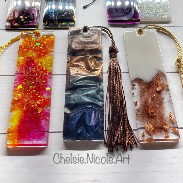 Custom Resin Bookmarks - Handmade- ChelsieNicoleArt Glitter/Gold Foil/Real Flowers/Glow in the Dark