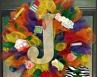 Corona de agradecimiento a los maestros, corona para el director, bibliotecario y consejero escolar, corona de regreso a la escuela, corona con monograma