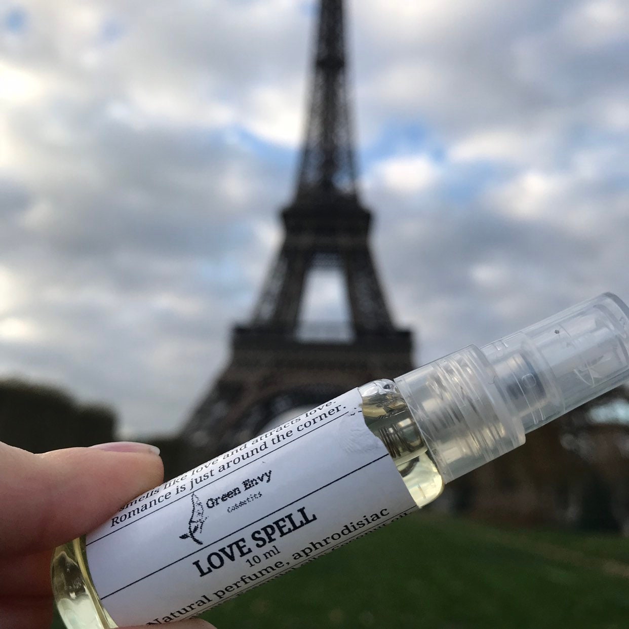 Perfume that smells online like love spell