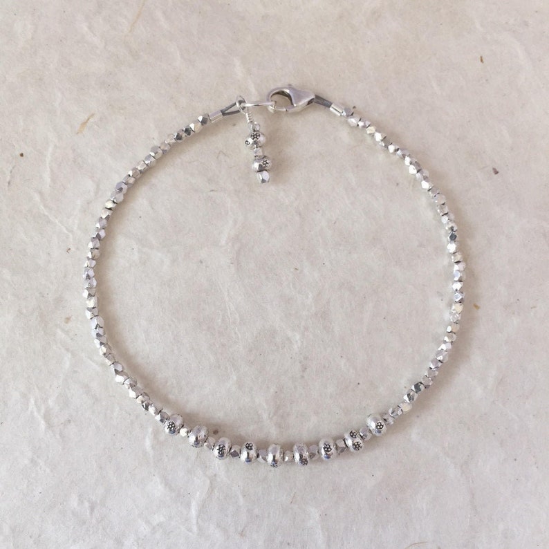 Daisy Stamp Karen Hill Tribe Silver Beaded Bracelet: Sundance Style image 2