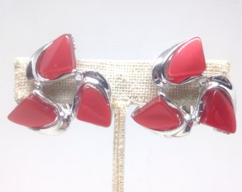 Vintage Red Thermoset Flower Leaf Clip Earrings