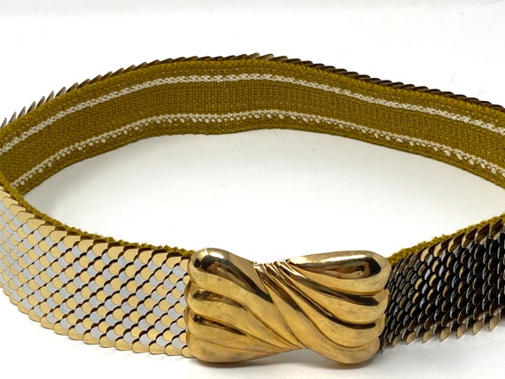 Vintage Stunning Estate Gold Tone Stretch Belt - image 1