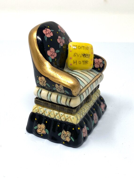 Black Floral Chair-Porcelain Hinged trinket Box Cu