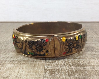 Intriguing Antique Estate Flower Pattern Gold Tone Bangle Bracelet