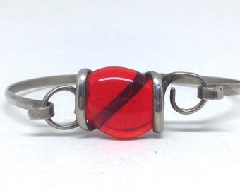 Vintage Estate Red GLASS Silver Tone Abstract Gorgeous Bracelet