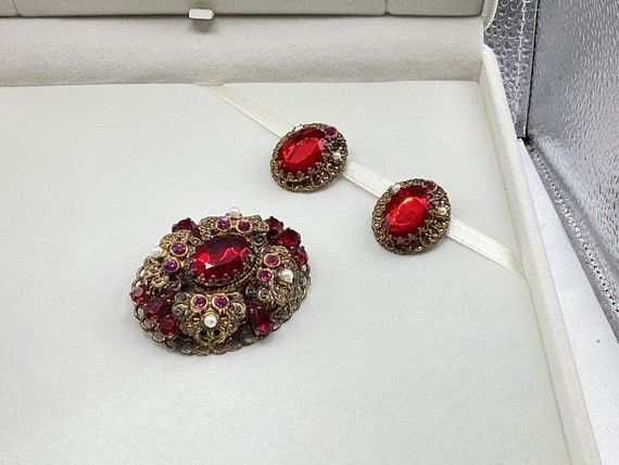 Vintage West Germany Red Rhinestone Faux Pearl Go… - image 1