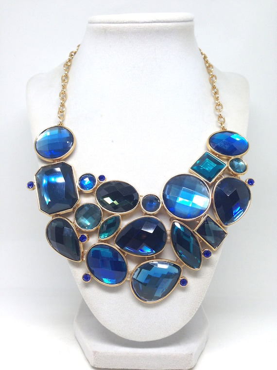 Joan Rivers *Classic Collection Blue Geometric Nec