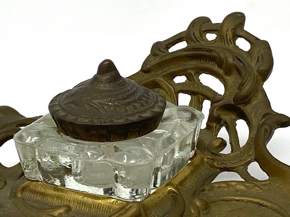 Vintage Ornate Solid Brass Inkwell Victorian Crys… - image 4