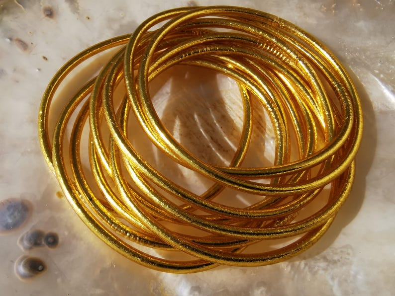 Jonc bouddhiste Kumlai Gold Classic Authentique Fin lot de 9