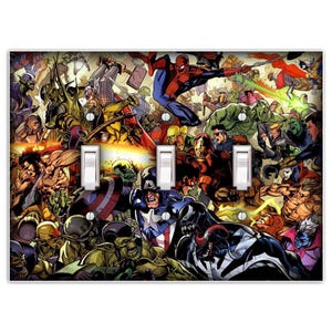 Puede incluir: Una tapa de interruptor de luz con una ilustraci&oacute;n de c&oacute;mic colorida de varios superh&eacute;roes, incluidos Spider-Man, Capit&aacute;n Am&eacute;rica, Wolverine y Venom. El fondo es una escena ca&oacute;tica con explosiones y otros elementos llenos de acci&oacute;n.