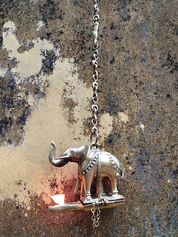 Elephant vilakku deals