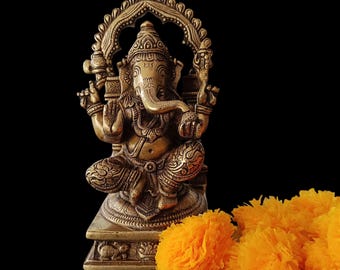 Brass Ganesha Idol with Prabhavali, Hindu Temple Decor (22.5 x 12 cm)