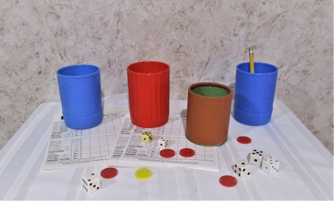 Vintage Yahtzee Dice Cups Plastic Paper YOUR CHOICE Red Blue Etsy