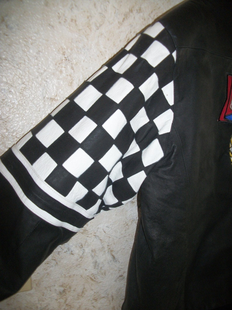 Rare 1998 Jeff Hamilton NASCAR Black Leather Bomber Jacket 50th Anniversary Car Racing Zippered Coat Black White Checkered Sleeves Mens XL