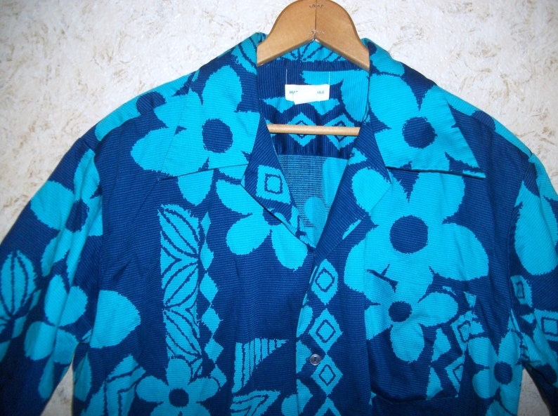 Vintage 80s HAWAIIAN SHIRT Blue Floral Button Down Hipster Shirt Short Sleeves Made in Hawaii Linen Beach Cruise Vacation Wear Mens XL